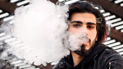 Top Celebrities Who Vape: From DiCaprio to Lohan Top Celebrities Who Vape: From DiCaprio to Lohan