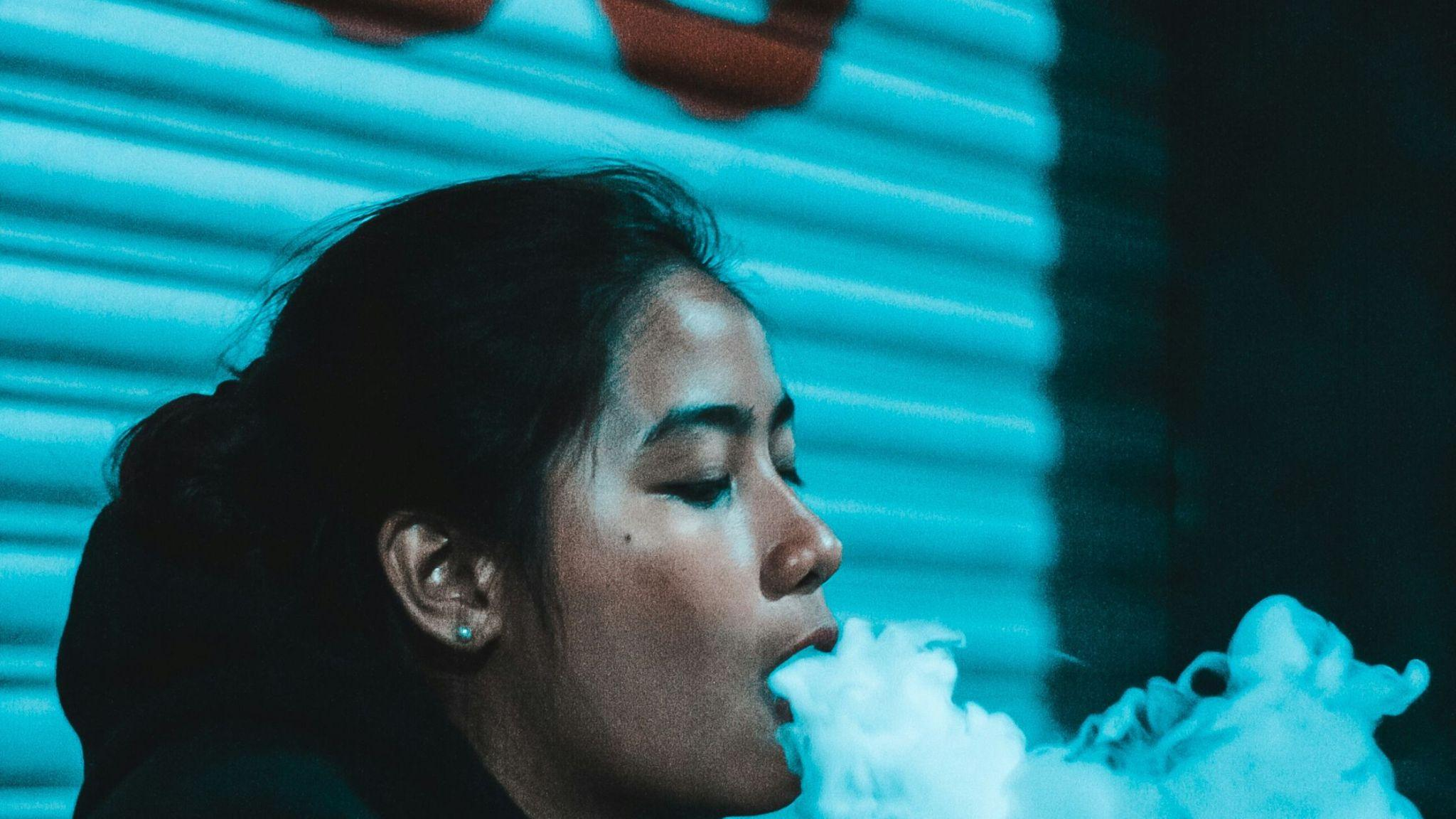 how long does relx pod last What Vape Pods Last the Longest? RELX's Guide to Durability main image 0